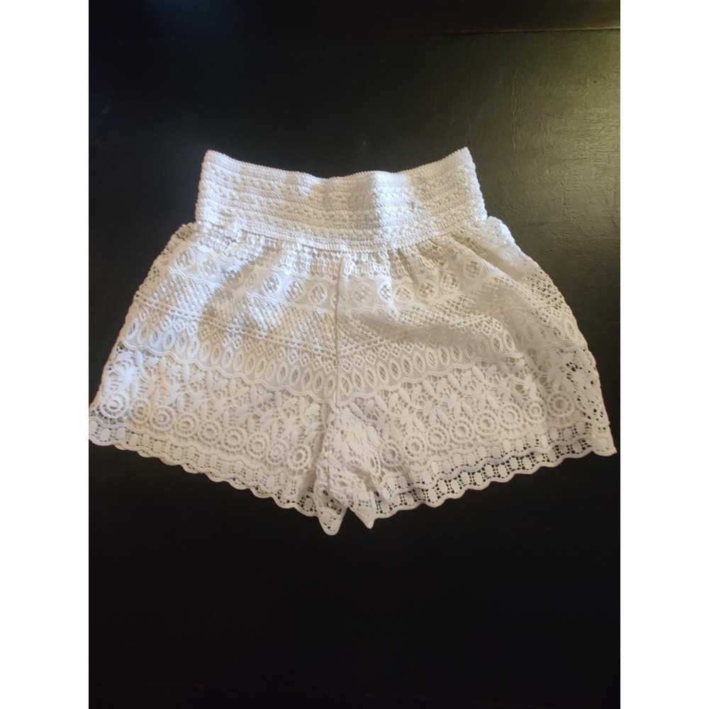 Kathy Shorts Women's Size Medium Lace Cottagecore Ivory Short Shorts Summer